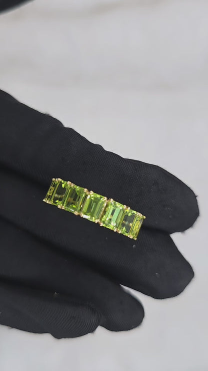 Emerald Cut Peridot Eternity Ring (Resizable)